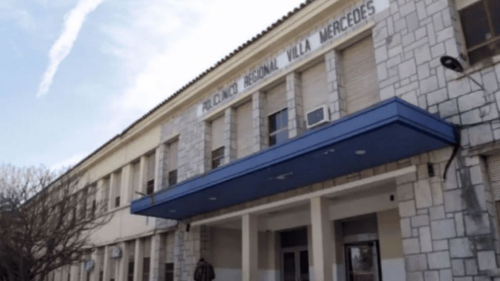 La víctima está internada en terapia intensiva.