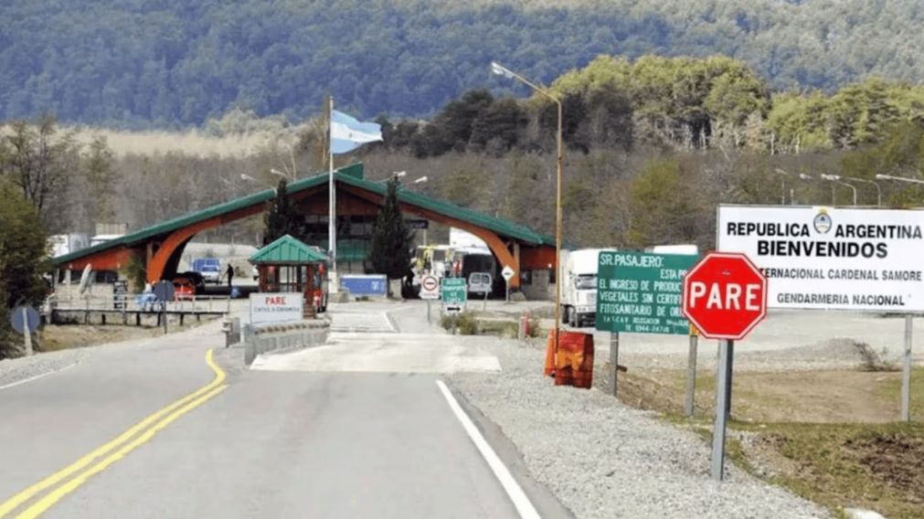 Quiso cruzar a Chile con su esposa muerte sentada al lado del él.