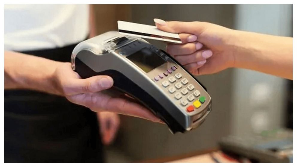Comenzó a regir este jueves el pago de propinas electrónicas (Imagen ilustrativa).