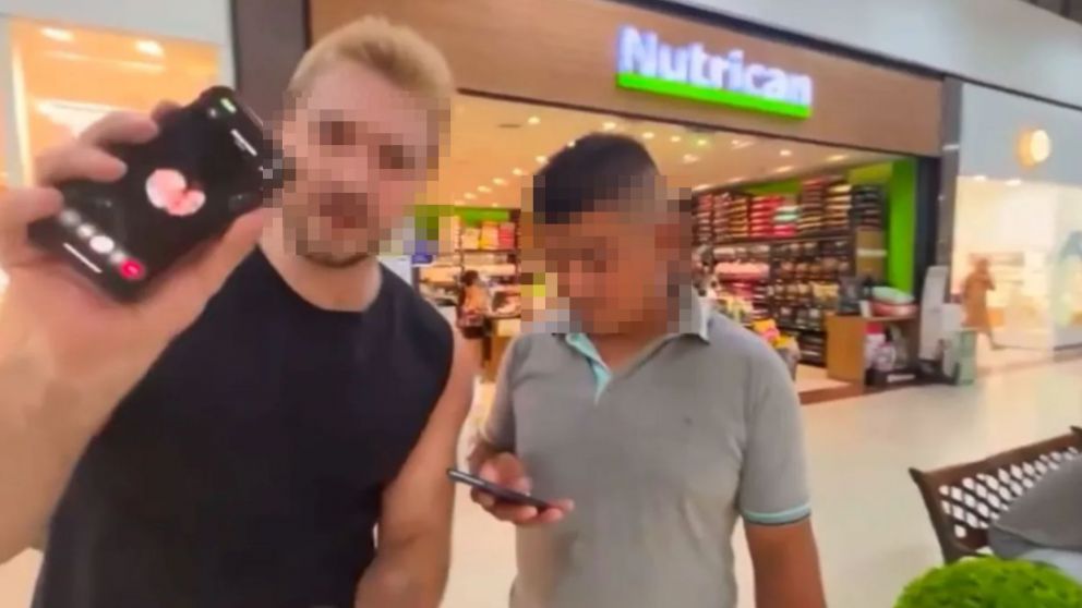 El joven que sorprendió al presunto abusador filmó toda la escena.