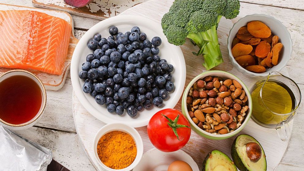 Los alimentos que pueden ayudarte a reducir la inflamación