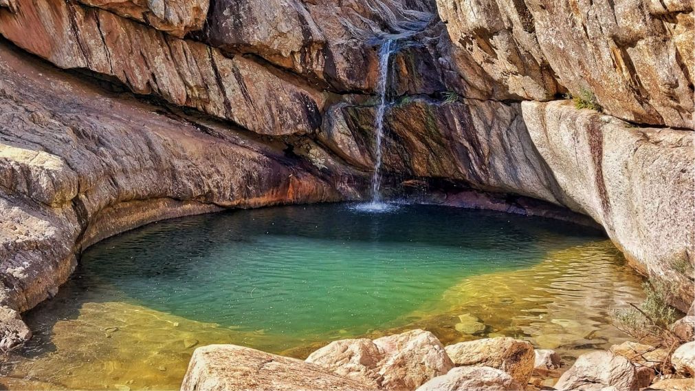 Este destino está lleno de naturaleza, con senderos que conducen a cascadas escondidas entre rocas y vegetación autóctona (Archivo).