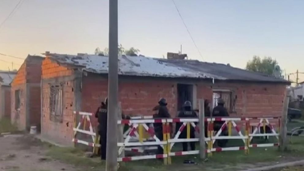 Los polic�as realizaron cuatro allanamientos para apresar al sospechoso. (Captura de video).