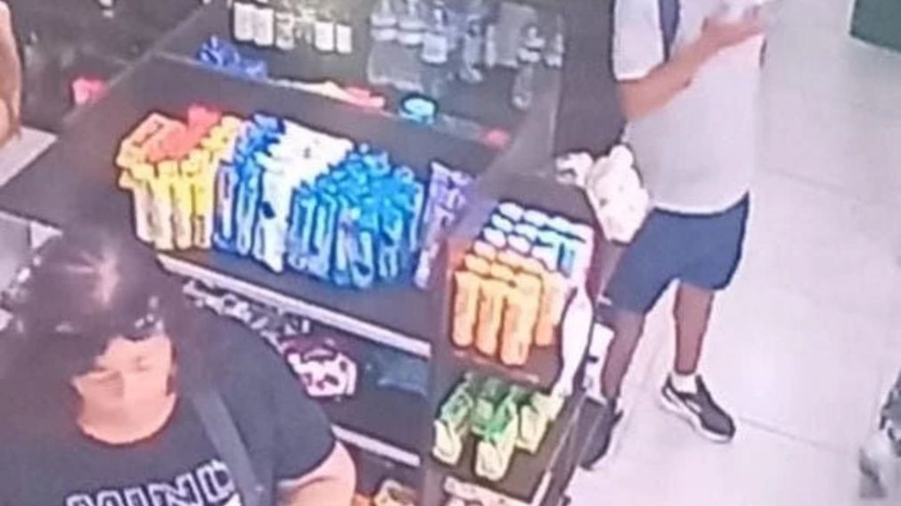 Pareja de ladrones intent� usar tarjetas de cr�dito  robadas.