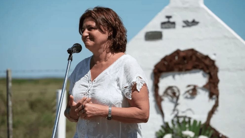Gladys Cabezas como todos los a�os estar� en los homenajes a su hermano asesinado.
