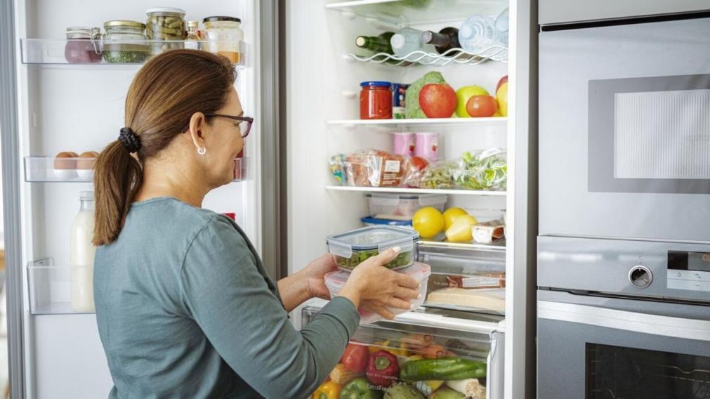 Hay que prestar atención a los alimentos que tenemos en la heladera (Imagen ilustrativa).