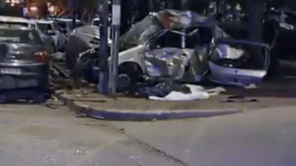 As� qued� el autom�vil que protagoniz� el accidente (Captura de video).