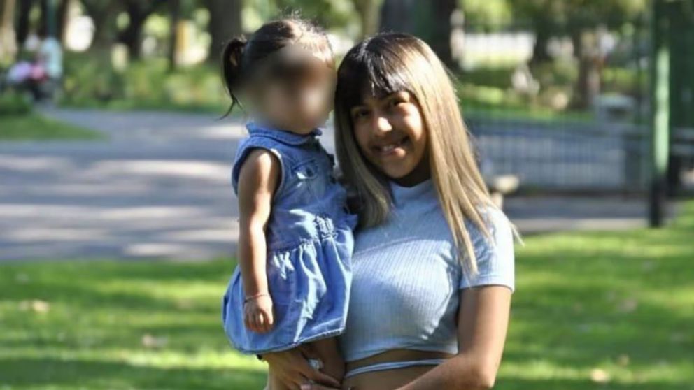 Malena tenía una hija de 5 años.