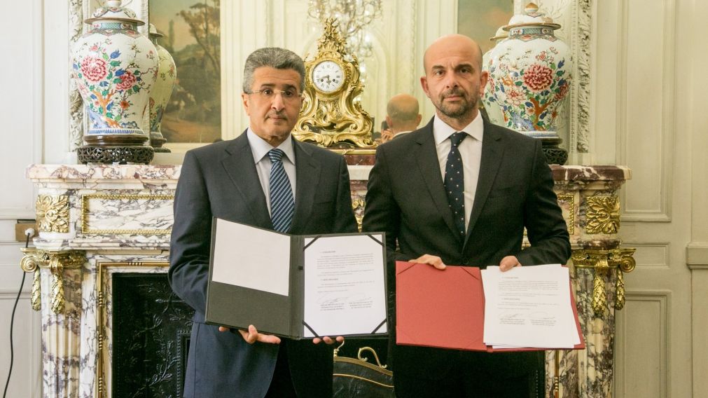 Cielos abiertos: el Gobierno firmó un acuerdo con Qatar.