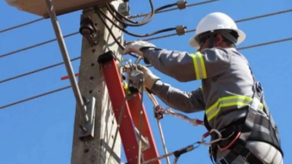 Cortes de luz en el AMBA: cómo reclamar una bonificación y/o resarcimiento por aparatos eléctricos dañados.
