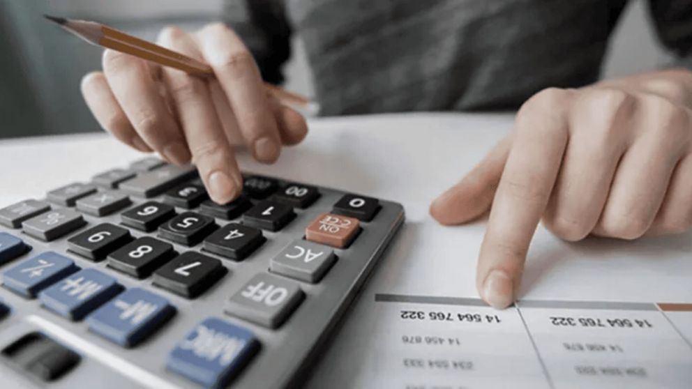 Oficializaron el mecanismo que será utilizada para la devolución de las percepciones excedentes del Impuesto PAIS (Imagen ilustrativa).