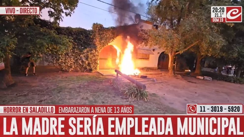 Vecinos prendieron fuego la casa de la fiscal Patricia Hortel.