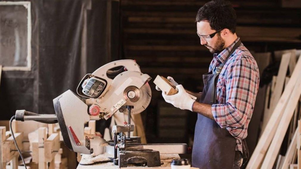 MADERA Y MUEBLES REGISTRÓ UN CRECIMIENTO INTERANUAL DEL 18%.