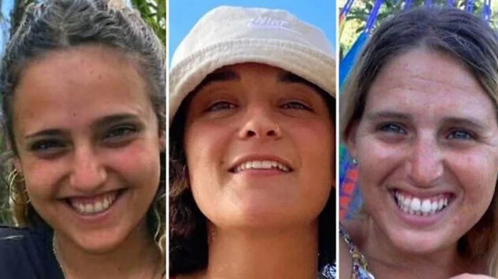 Romi Gonen, Emily Damari y Doron Steinbrecher fueron liberadas por Hamas este domingo..