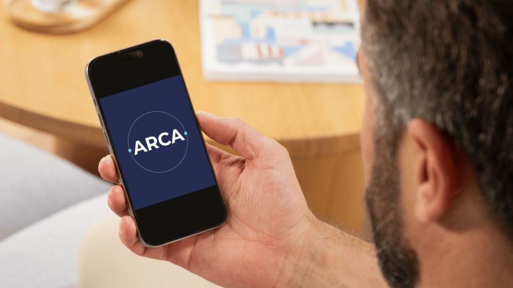 La recategorización del monotributo se puede realizar desde un celular a través de la app ARCA Móvil.