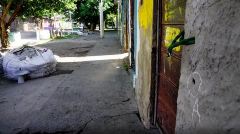 La perforación de un balazo por un ataque que terminó con las vidas de dos mujeres (Gentileza La Capital).