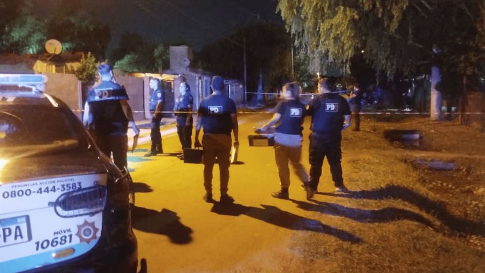 Murió el adolescente de 14 años al que le dispararon mientras cenaba con su familia.