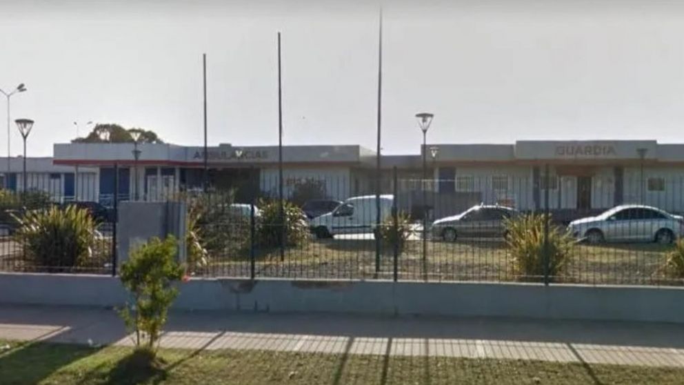 La muchacha debió ser asistida por los médicos en este establecimiento.