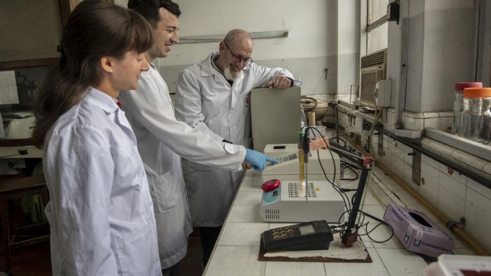 Muchos programas en marcha en investigación tecnológica quedarán cancelados.