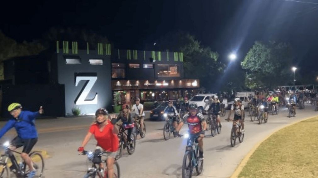 Un grupo de 150 ciclistas fueron atacados por al menos tres delincuentes.