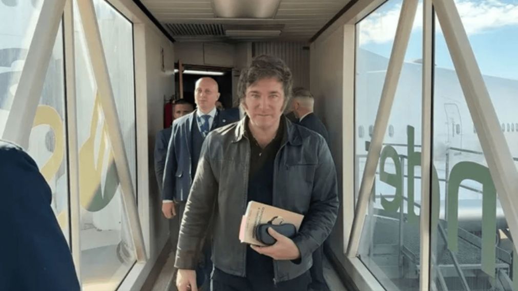 Javier Milei ultima la agenda para su primer viaje al exterior en 2025.