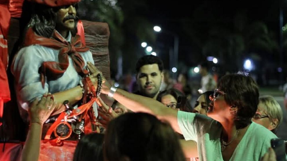 MILES DE PERSONAS SE REUNIERON AYER PARA HONRAR AL GAUCHITO GIL.