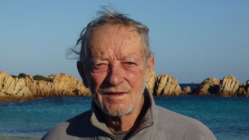 Mauro Morandi vivió en la isla de Budelli más de 30 años (Instagram).