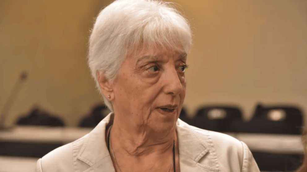 Liliana Asis declaró este martes ante los jueces y el jurado popular (Foto Enfoque Urbano).
