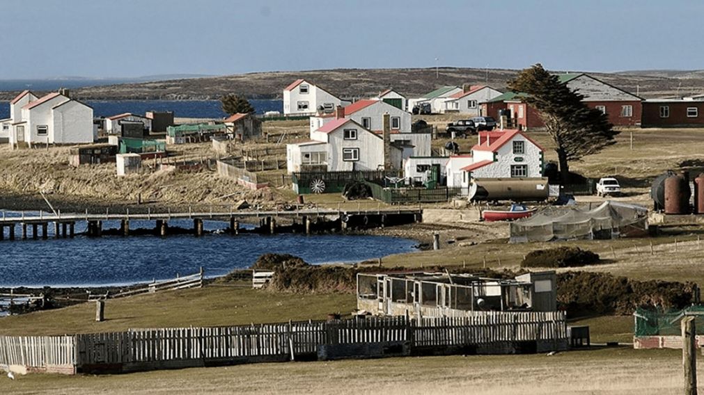 Un periodista brit�nico plante� que el Reino Unido deber�a devolverle las Islas Malvinas a la Argentina