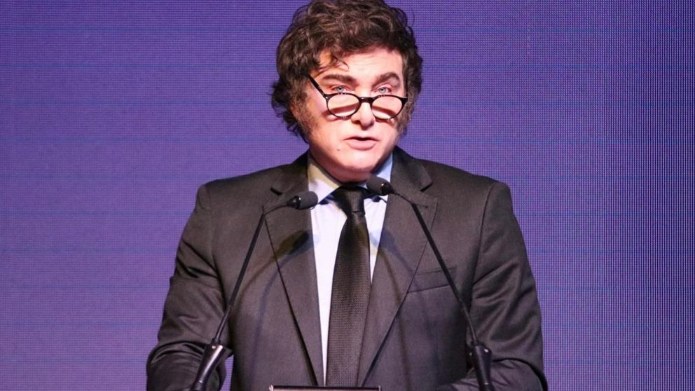 Javier Milei indicó las tres condiciones que se deben dar para salir del cepo cambiario.