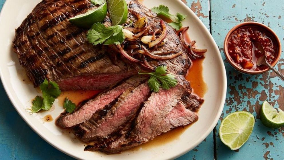 ¿Te sobró mucho asado de Año Nuevo? Conocé estas 5 ideas para "reciclar" las sobras en platos nutritivos y frescos.