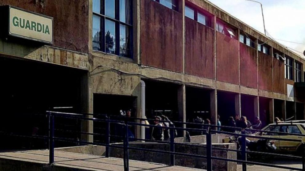 El adolescente, de 16 años, falleció en este hospital.