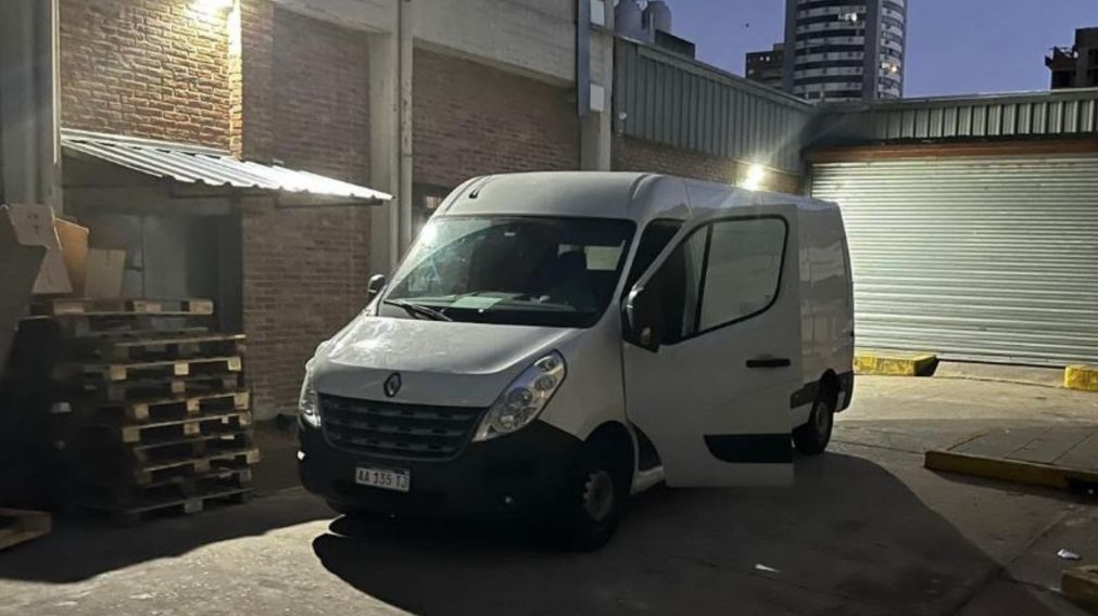 Esta es la camioneta que fue incautada en poder de los sospechosos.