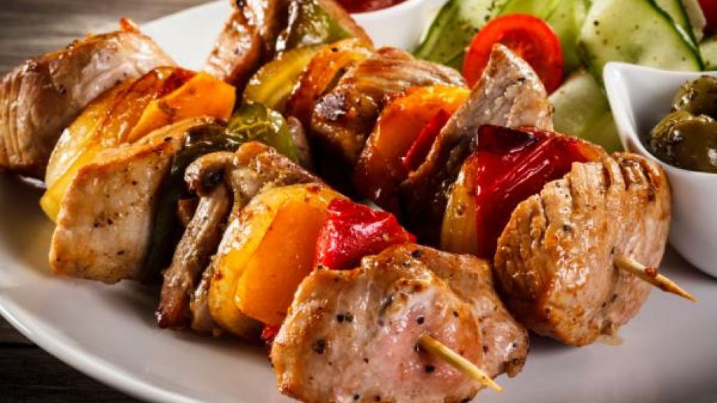 Ni bondiola ni carré: el plato agridulce que la rompe en la mesa de Año Nuevo y se hace en pocos minutos