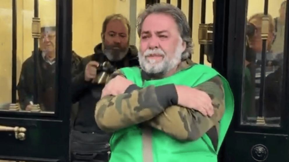 Es la tercera vez que la propietaria intenta desalojarlo.