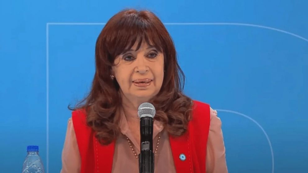 Cristina asumió formalmente la conducción del PJ nacional con cuestionamientos al Gobierno de Milei, al que acusó de tener