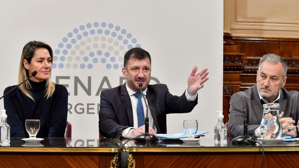 zzzznacp2NOTICIAS ARGENTINAS BAIRES, JUNIO 8: Se constituyó la comisión de de Sistemas, Medios de Comunicación y Libertad de Expresión en el salón Illia del senado de la Nación en la que designaron presidente a Eduardo Kueider (Frente de Todos), vicepresi