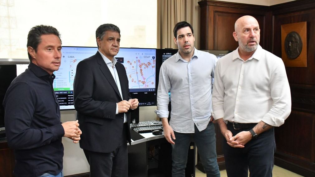 Jorge Macri, se reuni� con el Ministro de Seguridad, Waldo Wolff y el Secretario de Seguridad, Ezequiel Daglio.