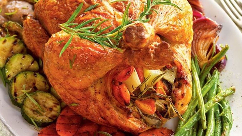 Pollo relleno: una opción económica que no falla.