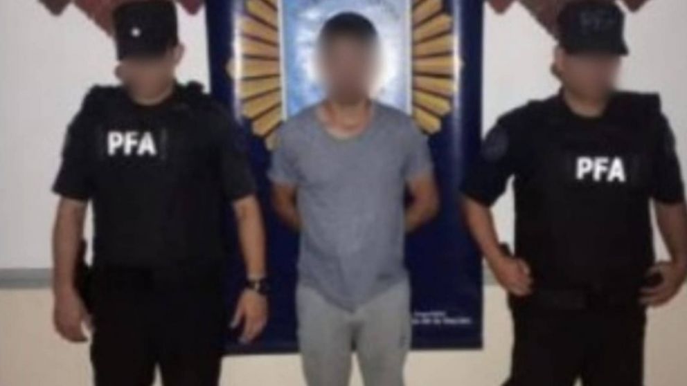 ¡VIDEO! Lo buscaban por un abuso sexual y cayó con 10 plantas de marihuana