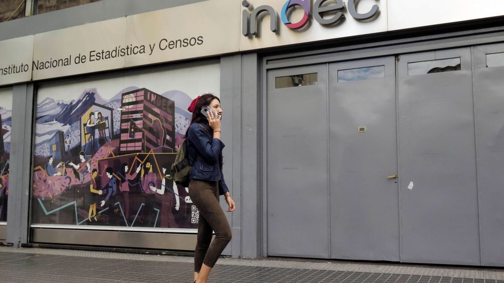 El Instituto Nacional de Estad�sticas y Censos (INDEC) dar� a conocer hoy el nuevo dato de pobreza.