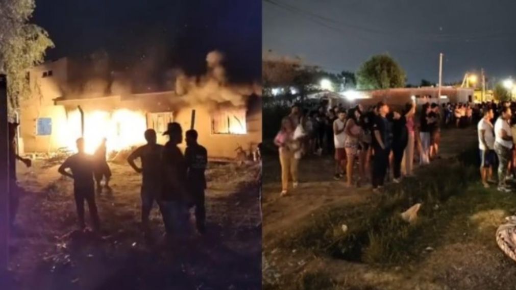 Habitantes del barrio incendiaron la casa en la que apareció el cuerpo de la criatura. Crédito: La Posta.