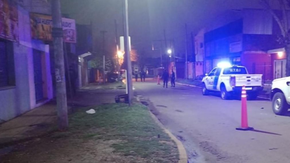 Los investigadores policiales se apersonaron en el escenario del crimen.