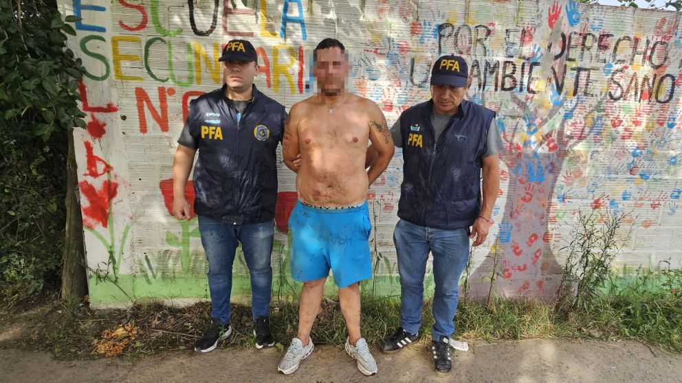 El supuesto homicida fue identificado gracias a las c�maras de un colectivo.