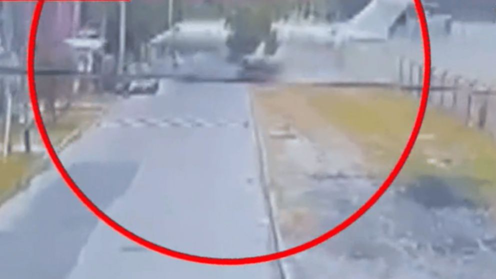 El trágico episodio quedó registrado por una cámara de seguridad.