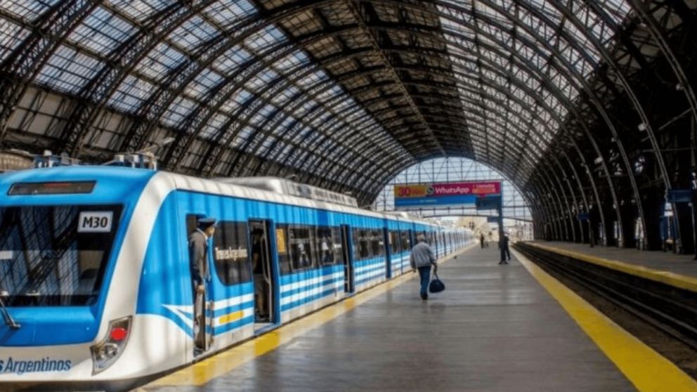 Se viene otro paro de transporte: cómo circulan los trenes y colectivos la semana que viene.