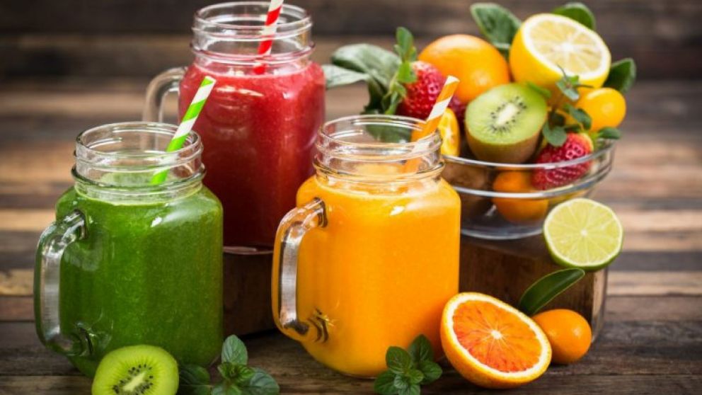 Las 10 bebidas naturales que tenés que tomar para mejorar tu digestión según la Inteligencia Artificial