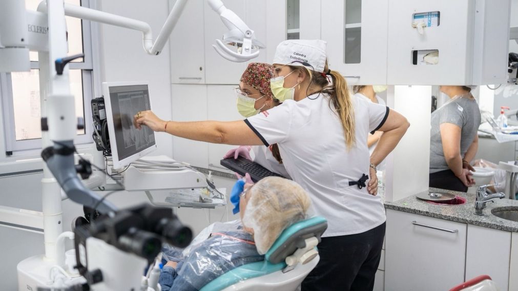 Enero y febrero 2025, la UBA ofrece atenci�n gratuita en odontolog�a.