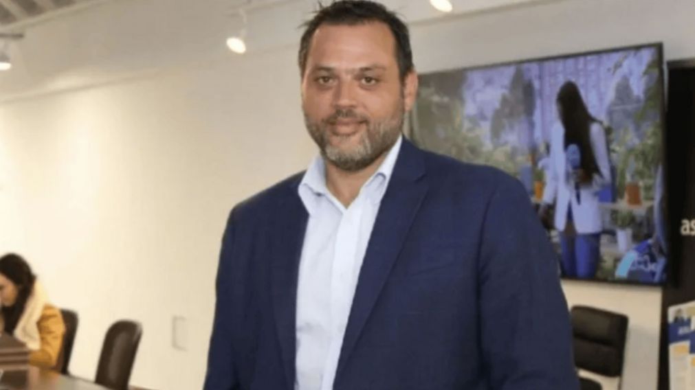 El empresario baleado de 51 años sigue grave.
