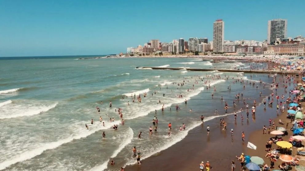 MAR DEL PLATA, UN CLÁSICO QUE BUSCA NO PERDER TURISTAS EN ESTE 2025.